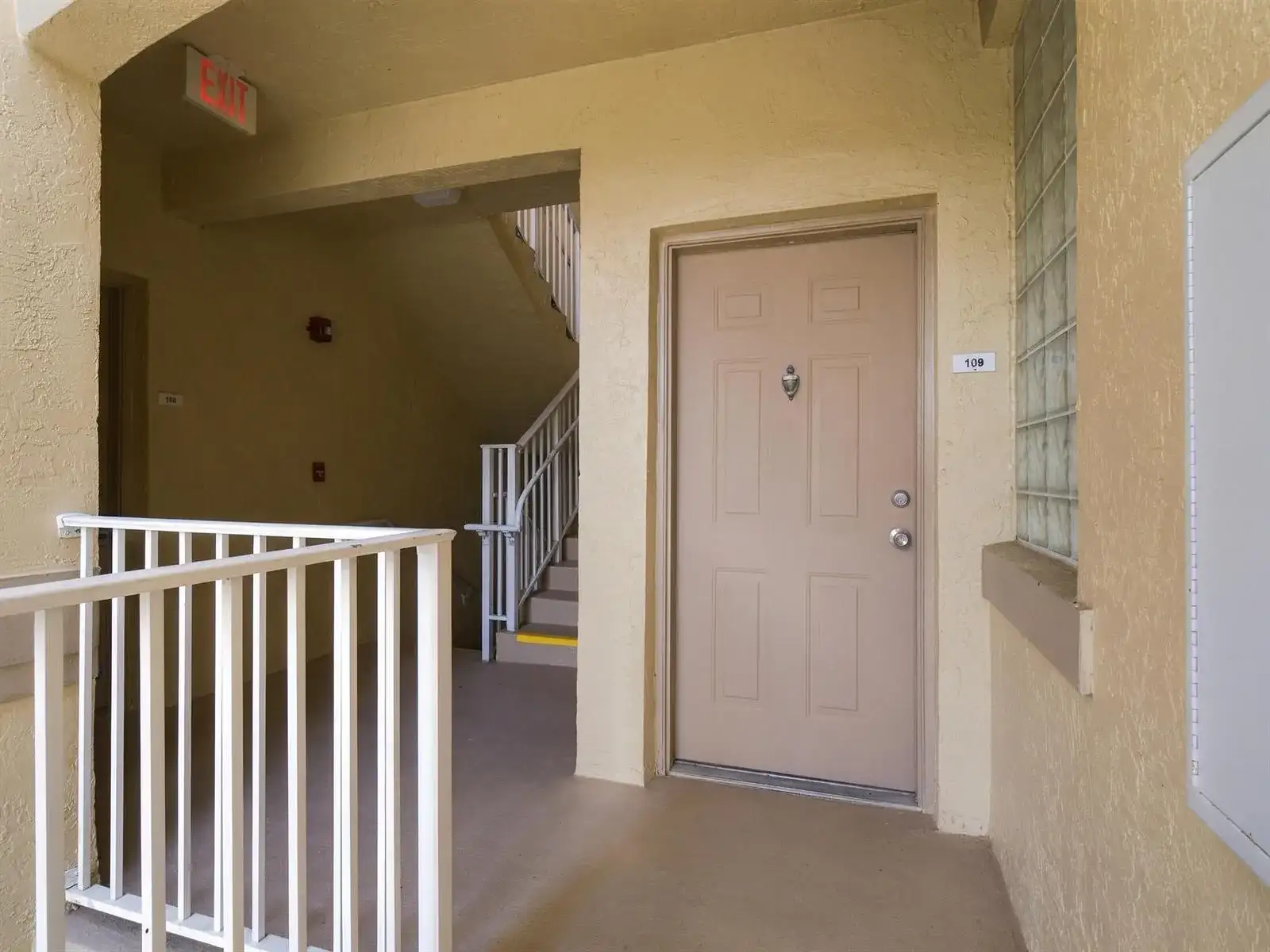 2020 GREENVIEW SHORES Boulevard # 109, Wellington FL 33414 photo 2