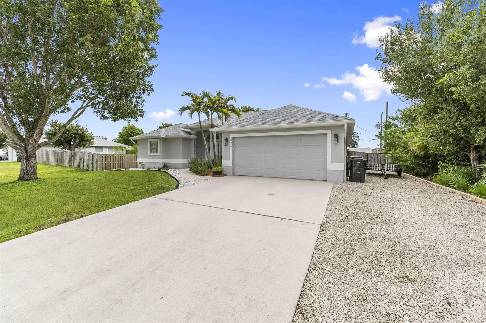 1974 SW BEAUREGARD Street, Port St. Lucie FL 34953 photo 5