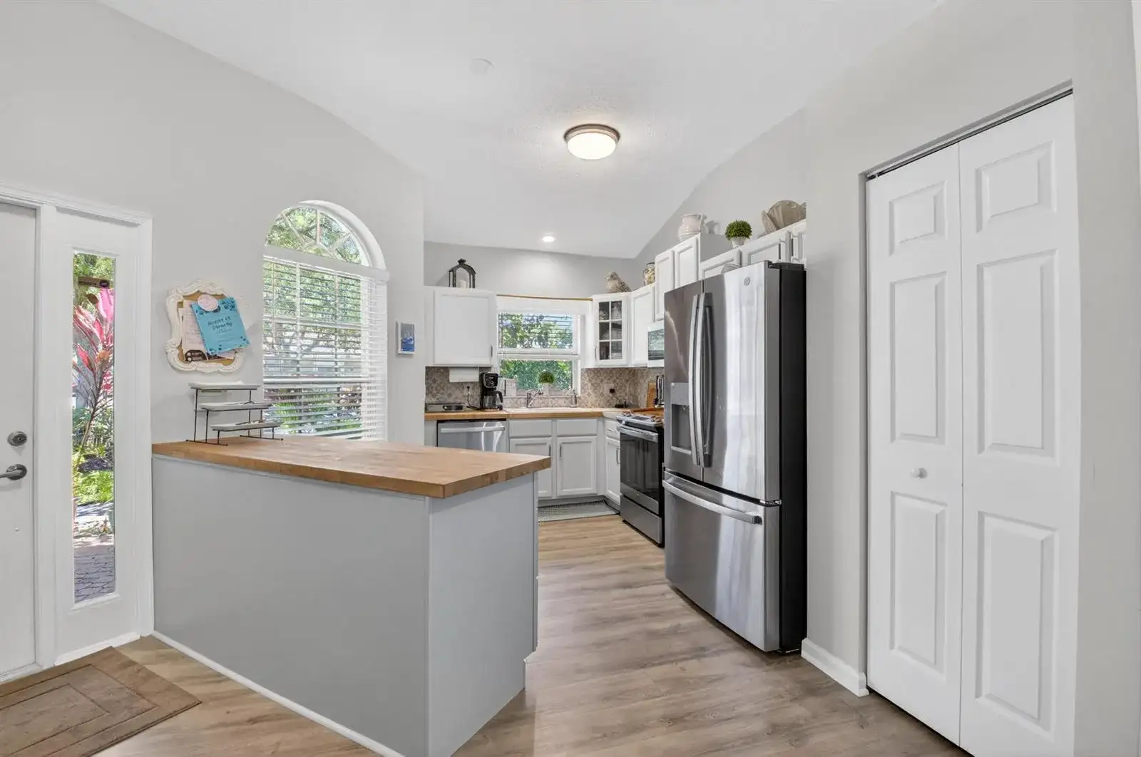 8446 VIA SERENA, Boca Raton FL 33433 photo 3