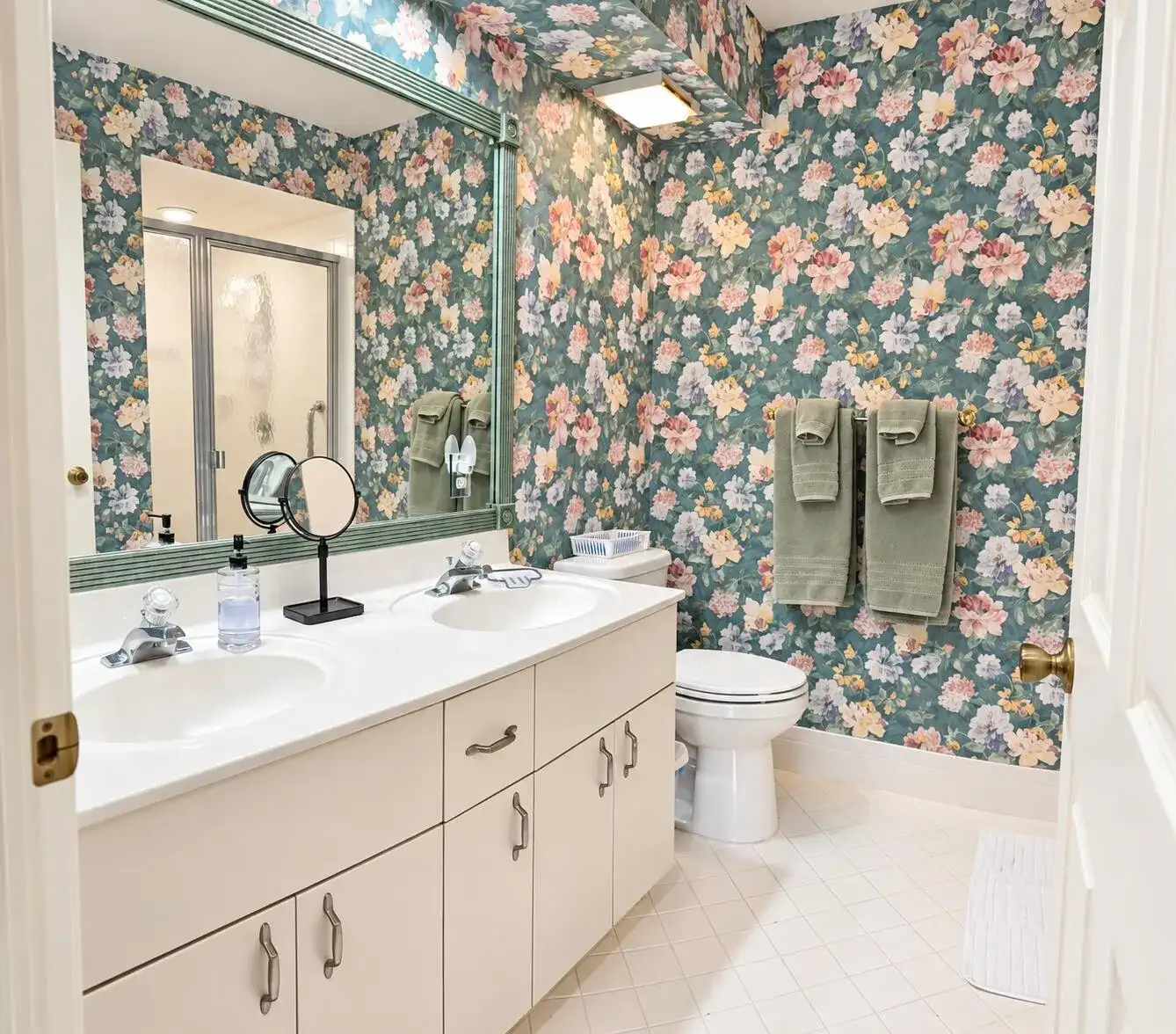 8942 SE RIVERFRONT Terrace, Tequesta FL 33469 photo 5