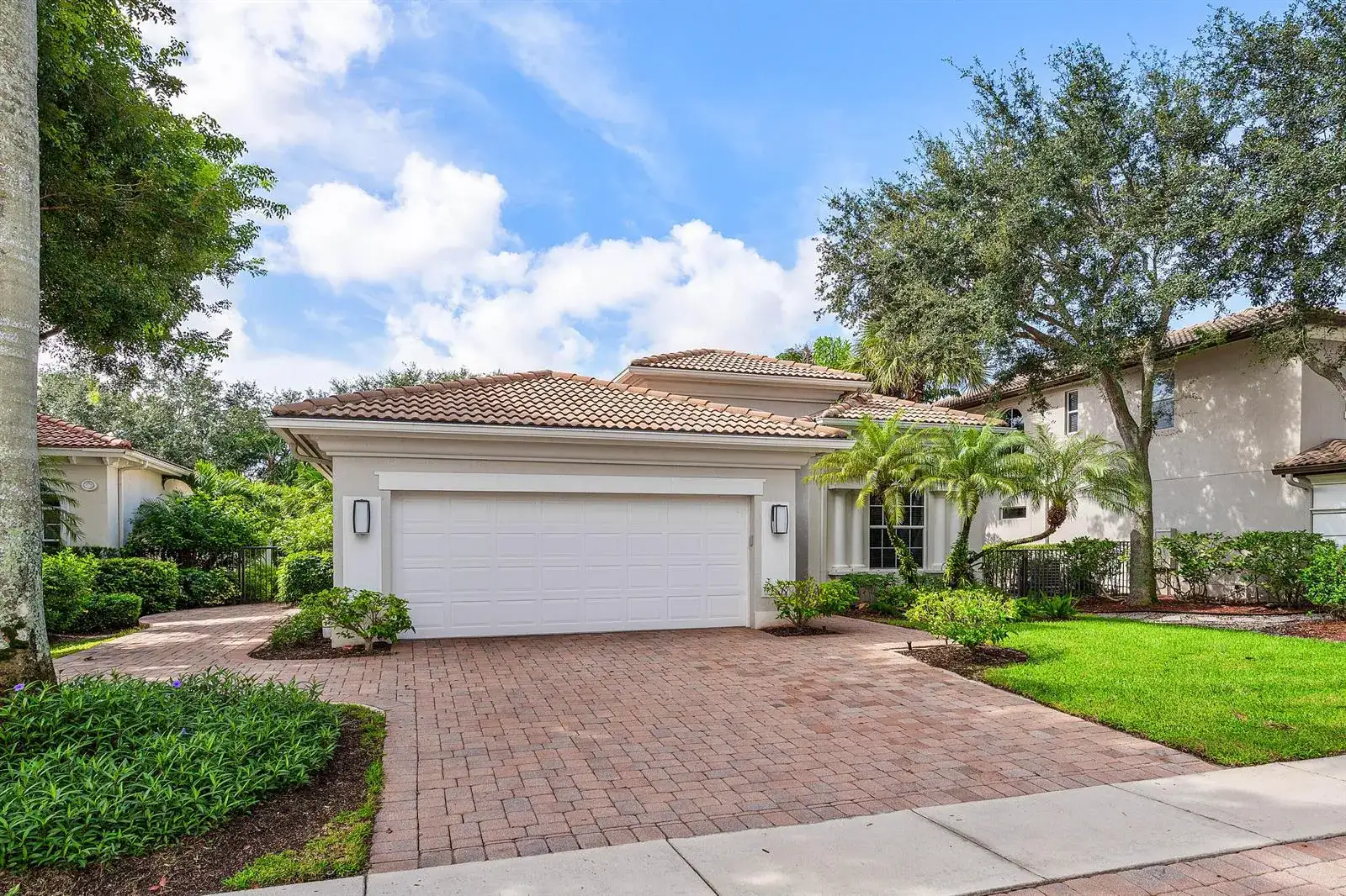 8138 Valhalla Drive, Delray Beach FL 33446 photo 2