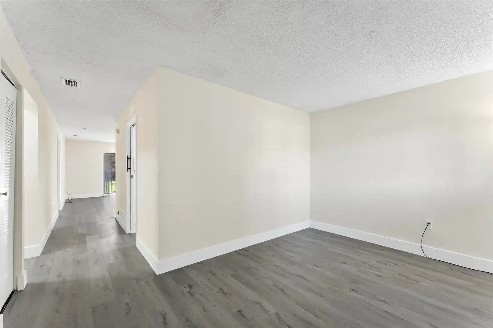 8851 NW 119th Street # 5105, Hialeah FL 33018 photo 3
