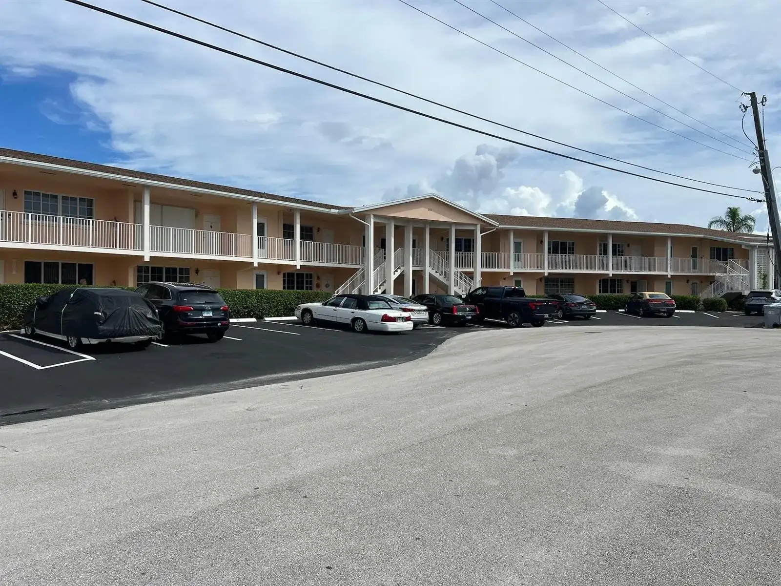 701 SE 7TH Avenue # 3, Pompano Beach FL 33060 photo 2