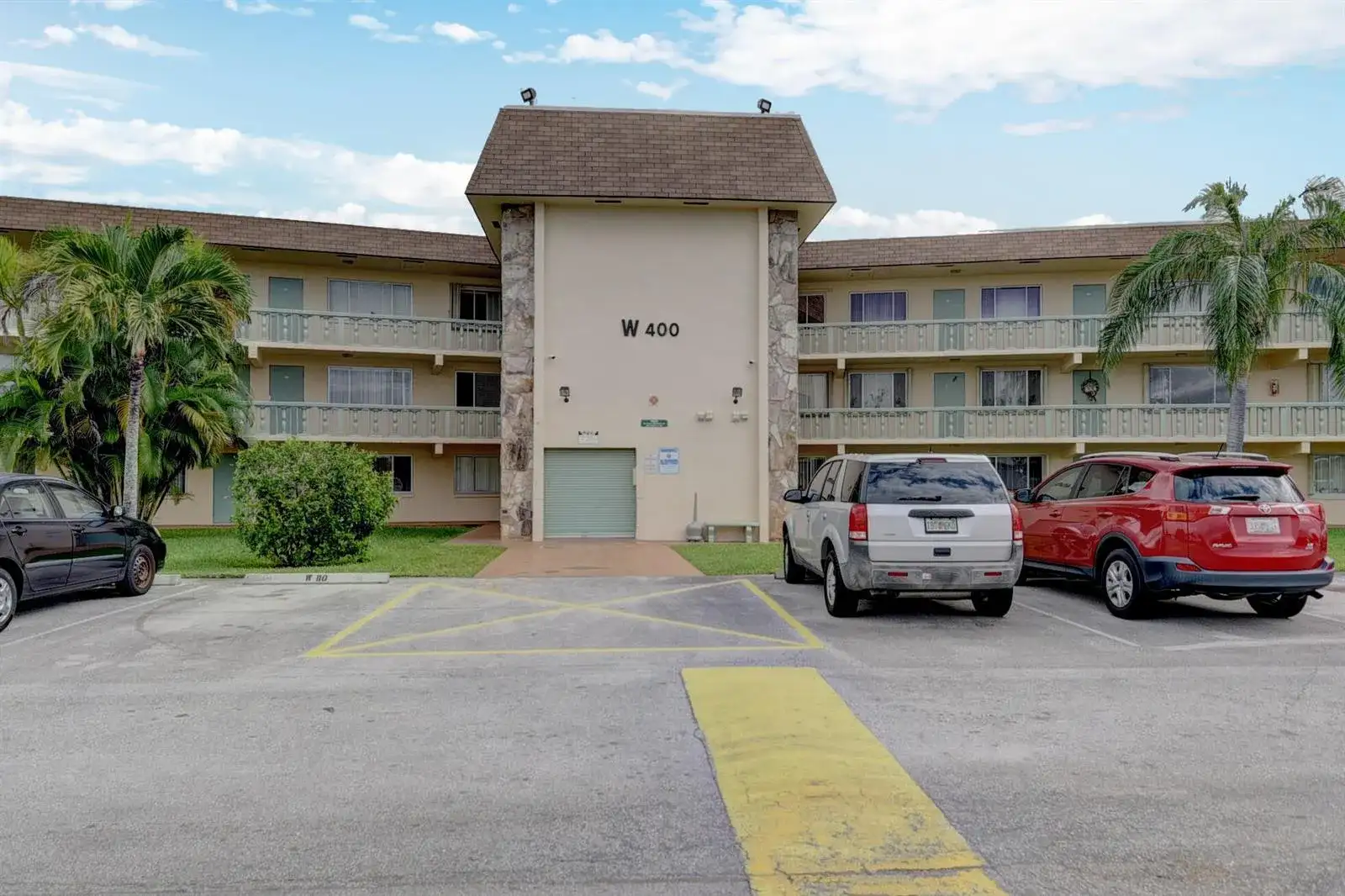 400 Village Green Circle W # 314, Palm Springs FL 33461 photo 2