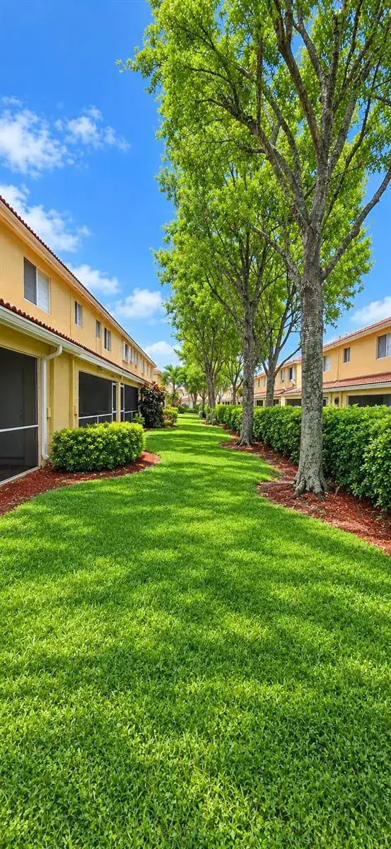 1727 AREZZO Circle, Boynton Beach FL 33436 photo 2