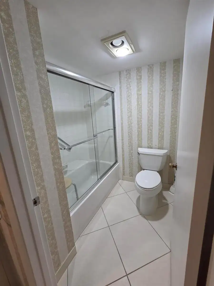 21500 Cypress Hammock Drive # 38e, Boca Raton FL 33428 photo 5