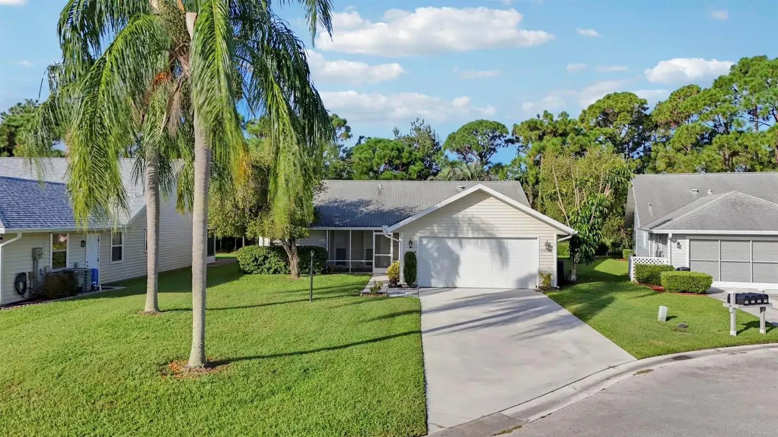 6625 SE WIGEON Court, Stuart FL 34997 photo 3