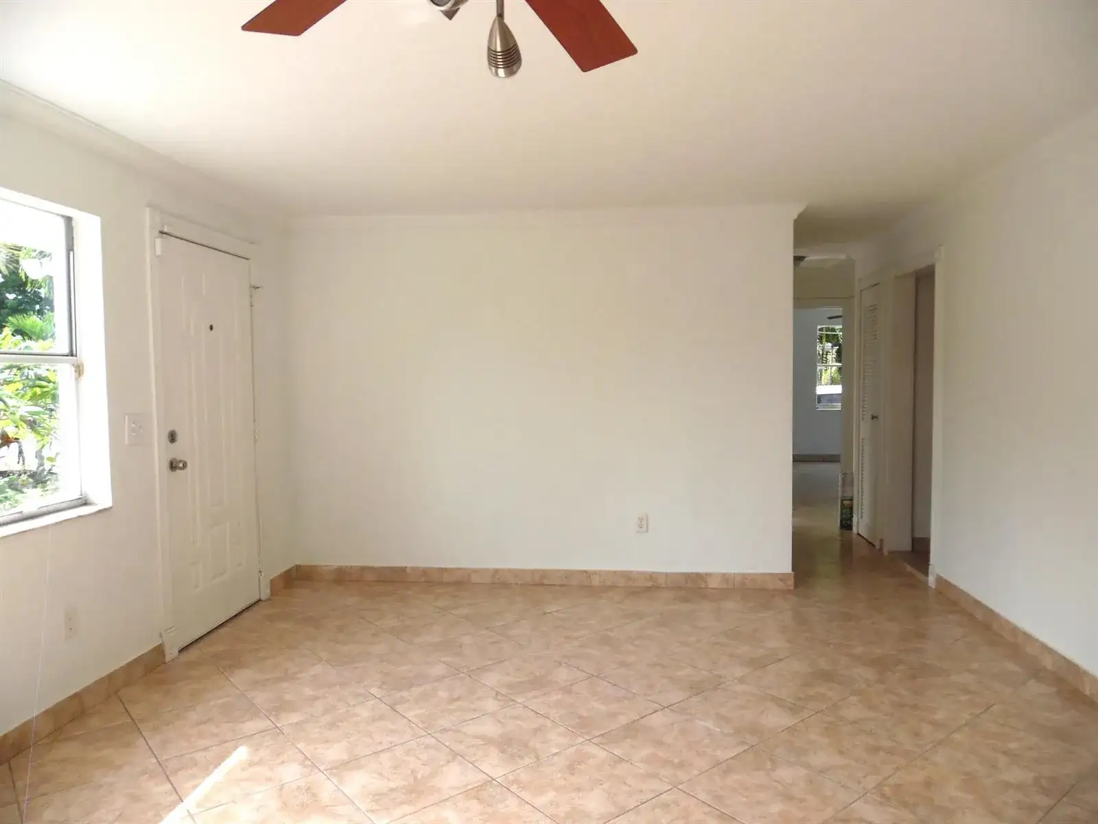 1205 Mathis Street, FL 33461 photo 3