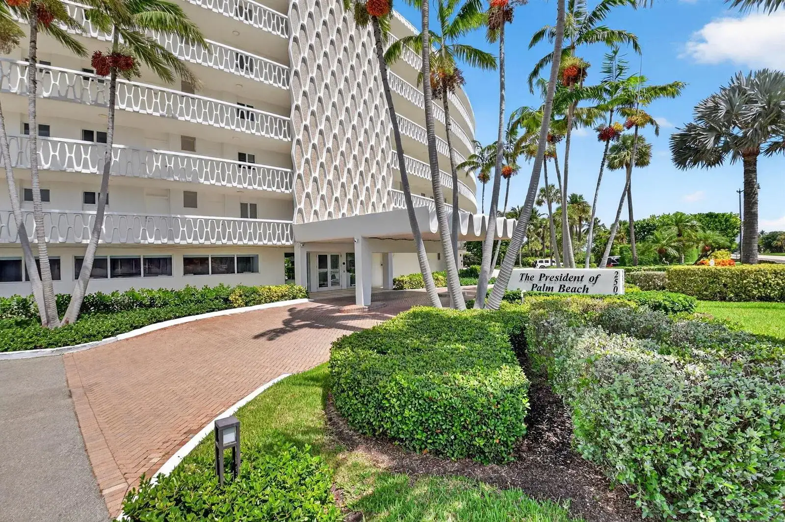 2505 S Ocean Boulevard # 305, Palm Beach FL 33480 photo 2