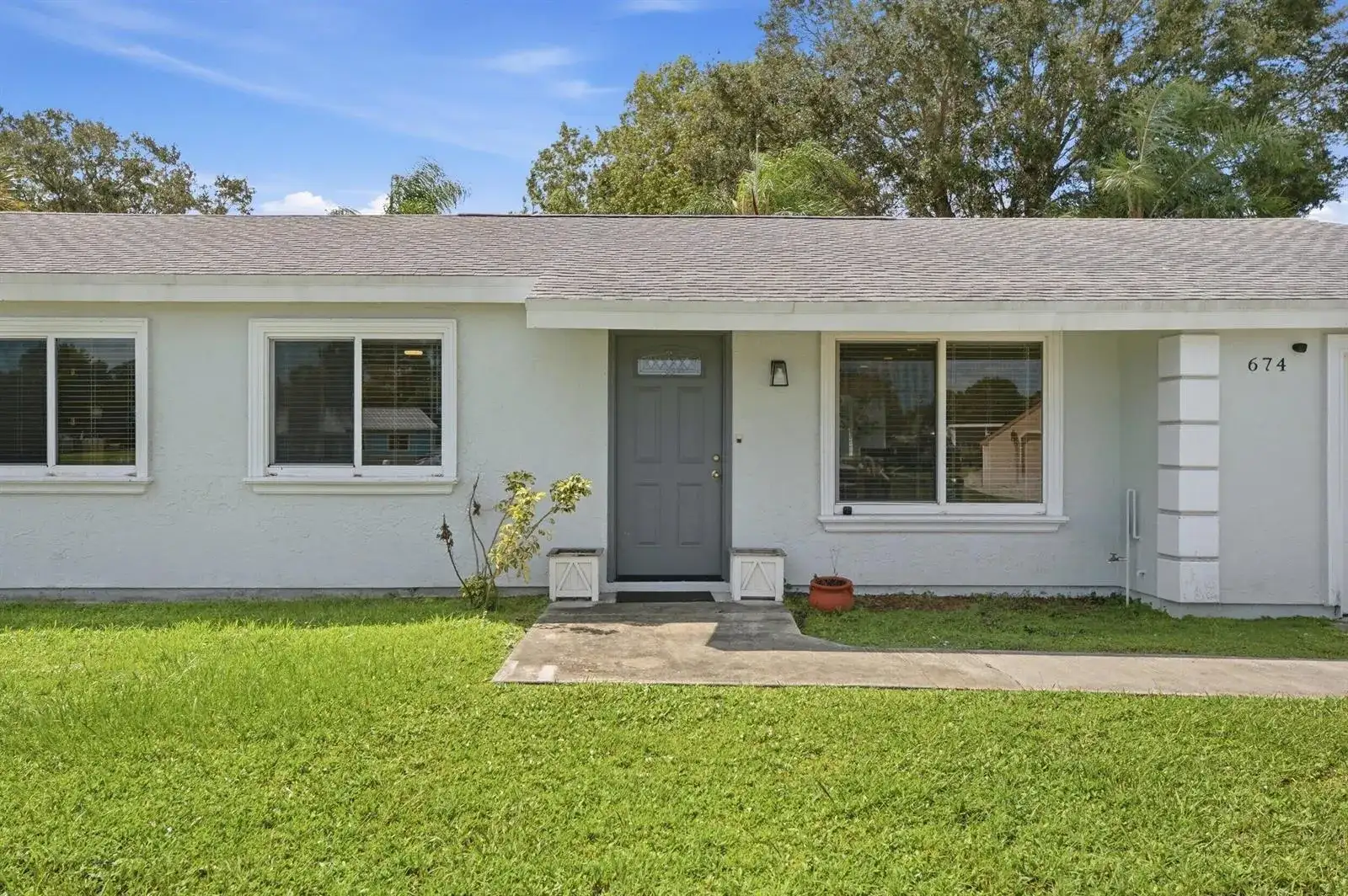 674 SW Old Briar Avenue, Port St. Lucie FL 34953 photo 2