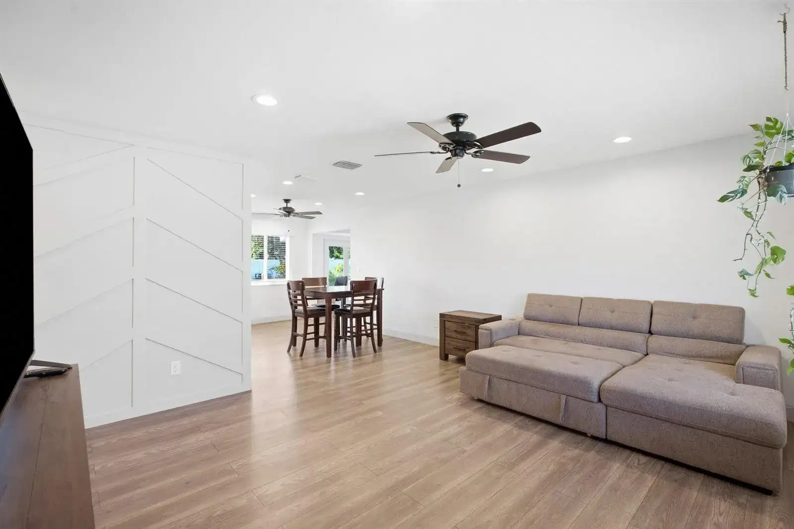 674 SW Old Briar Avenue, Port St. Lucie FL 34953 photo 3