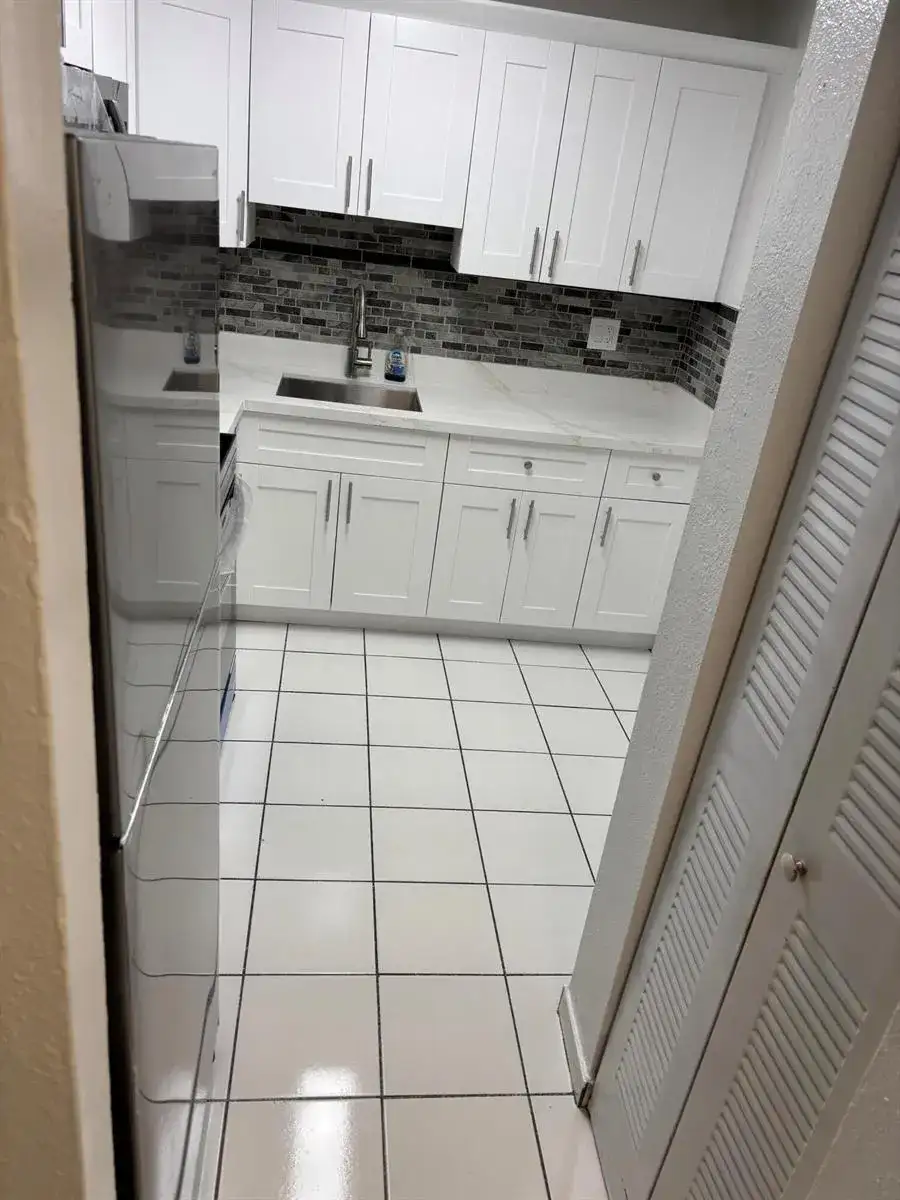5100 SW 41ST Street # 206, Hollywood FL 33023 photo 4