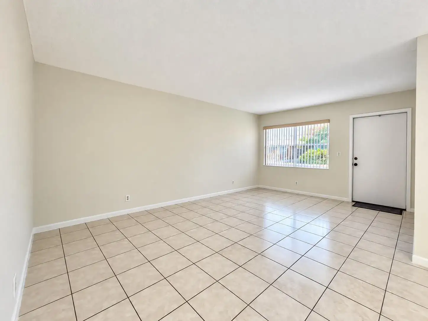 111 Cleveland Street # 6, FL 33461 photo 5