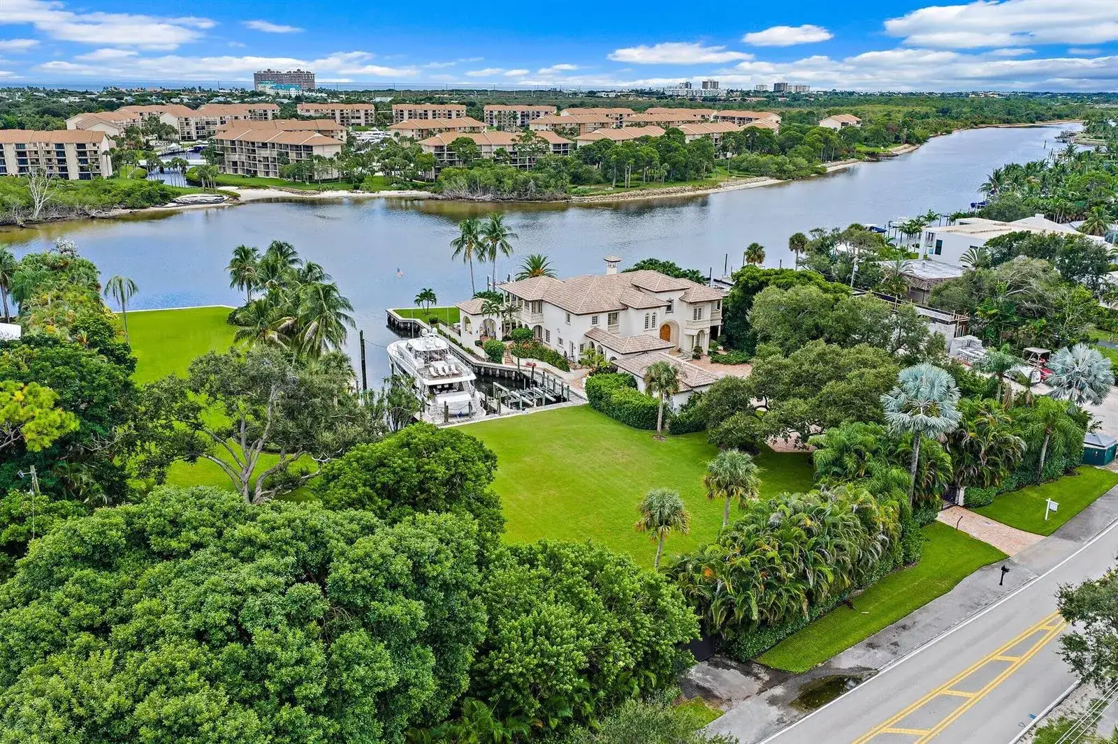 14898 PALMWOOD Road, Palm Beach Gardens FL 33410