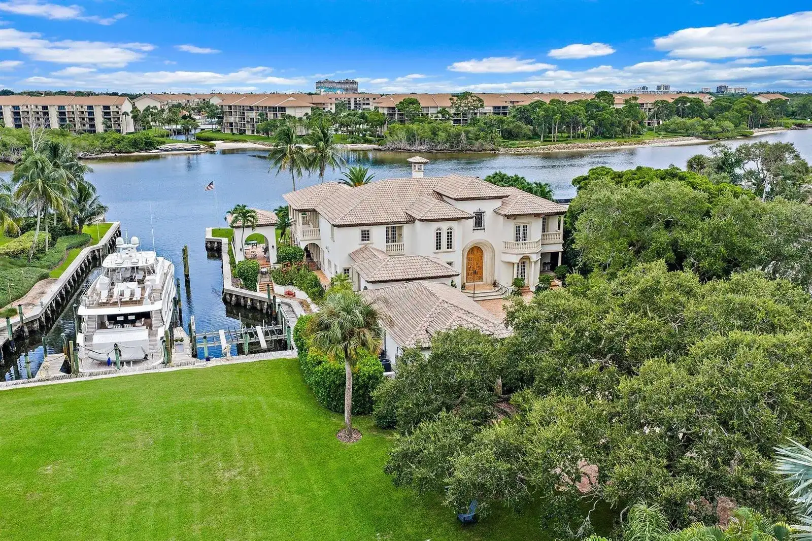 14898 PALMWOOD Road, Palm Beach Gardens FL 33410 photo 2
