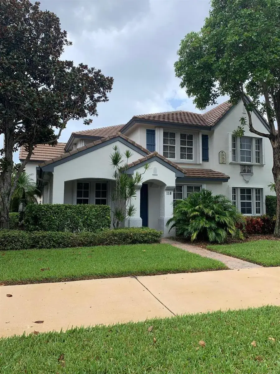 118 EVERGRENE Parkway, Palm Beach Gardens FL 33410
