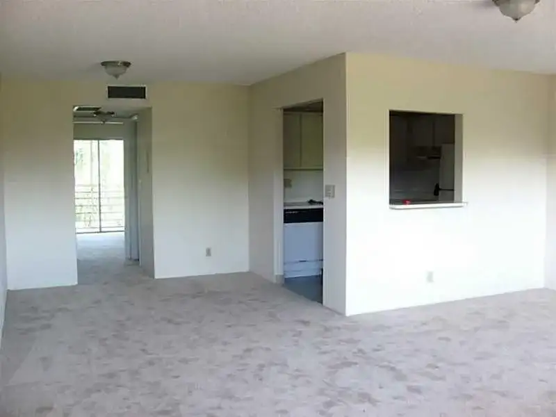 2000 SPRINGDALE Boulevard # 311, Palm Springs FL 33461 photo 3