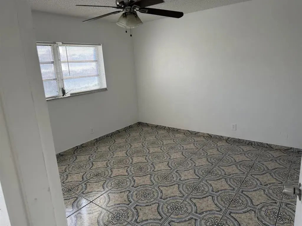 4101 NW 26TH Street # 260, Lauderhill FL 33313