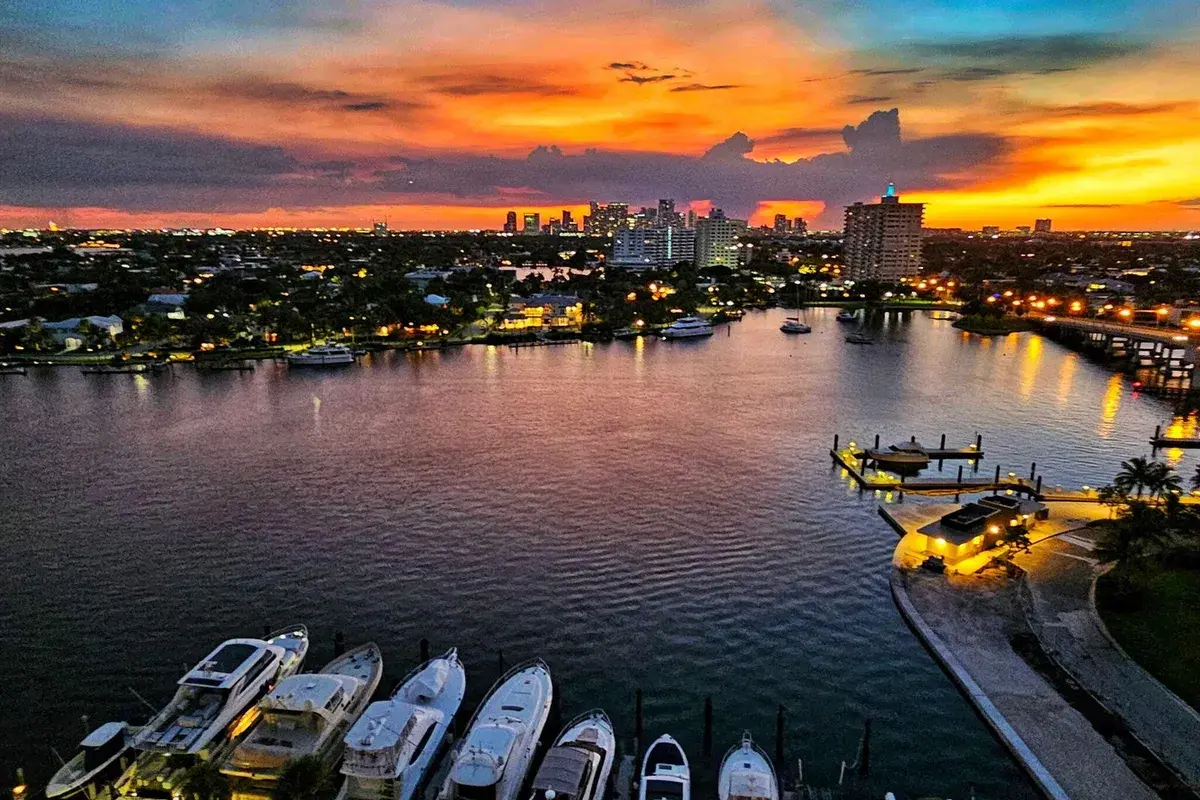1 Las Olas Circle # 1507, Fort Lauderdale FL 33316