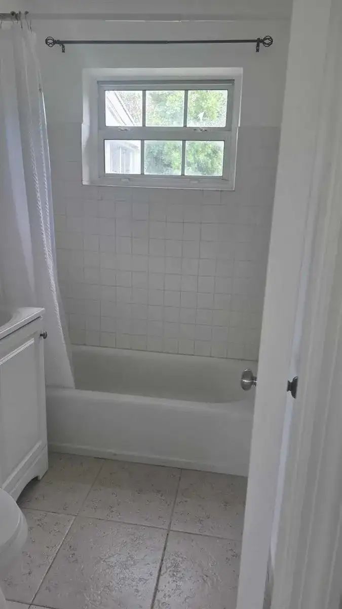 330 W 29TH Street W, Riviera Beach FL 33404 photo 4