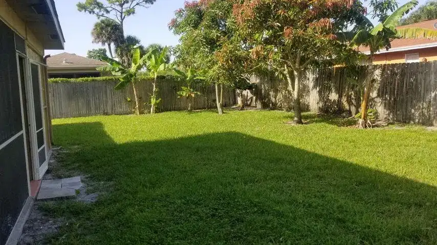 788 RYANWOOD Drive, FL 33413 photo 2