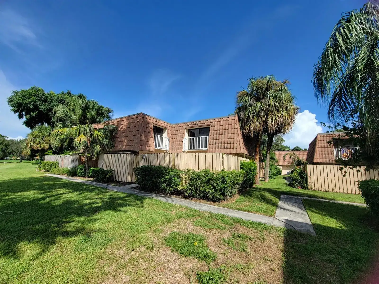 588 GREEN SPRINGS Place # 588, West Palm Beach FL 33409