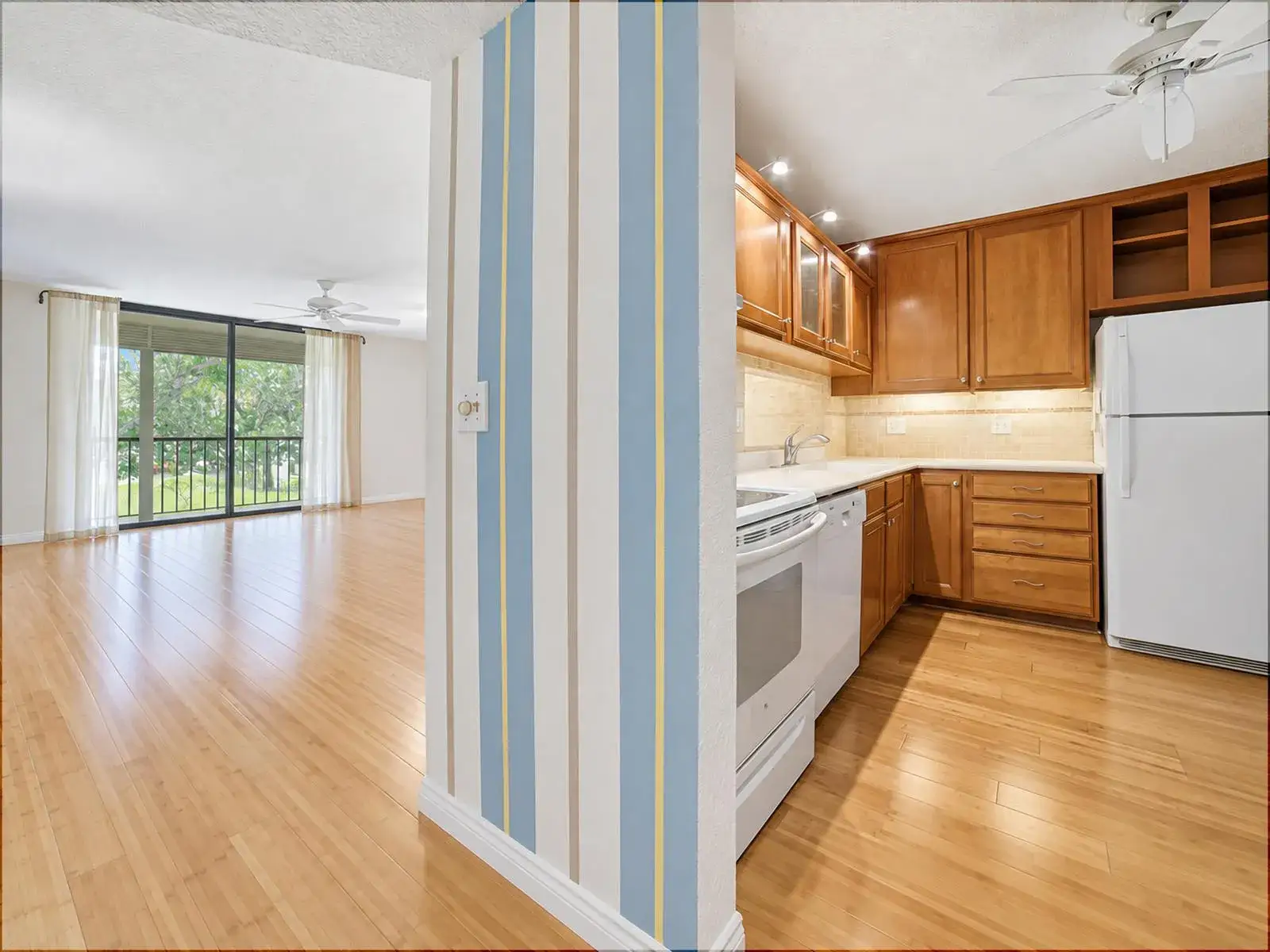 5340 LAS VERDES Circle # 202, Delray Beach FL 33484