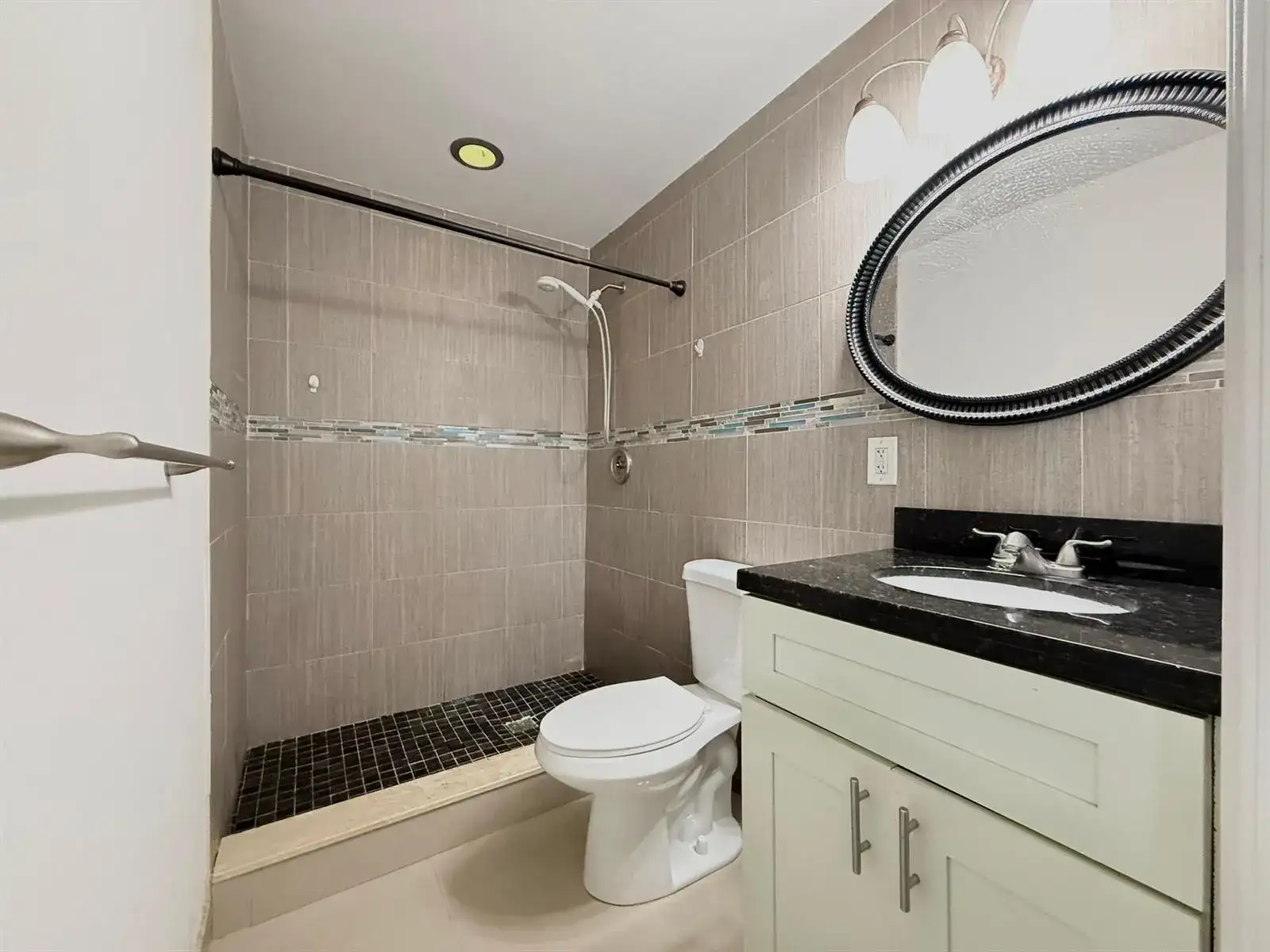 815 Upland Road # 7, West Palm Beach FL 33401 photo 4