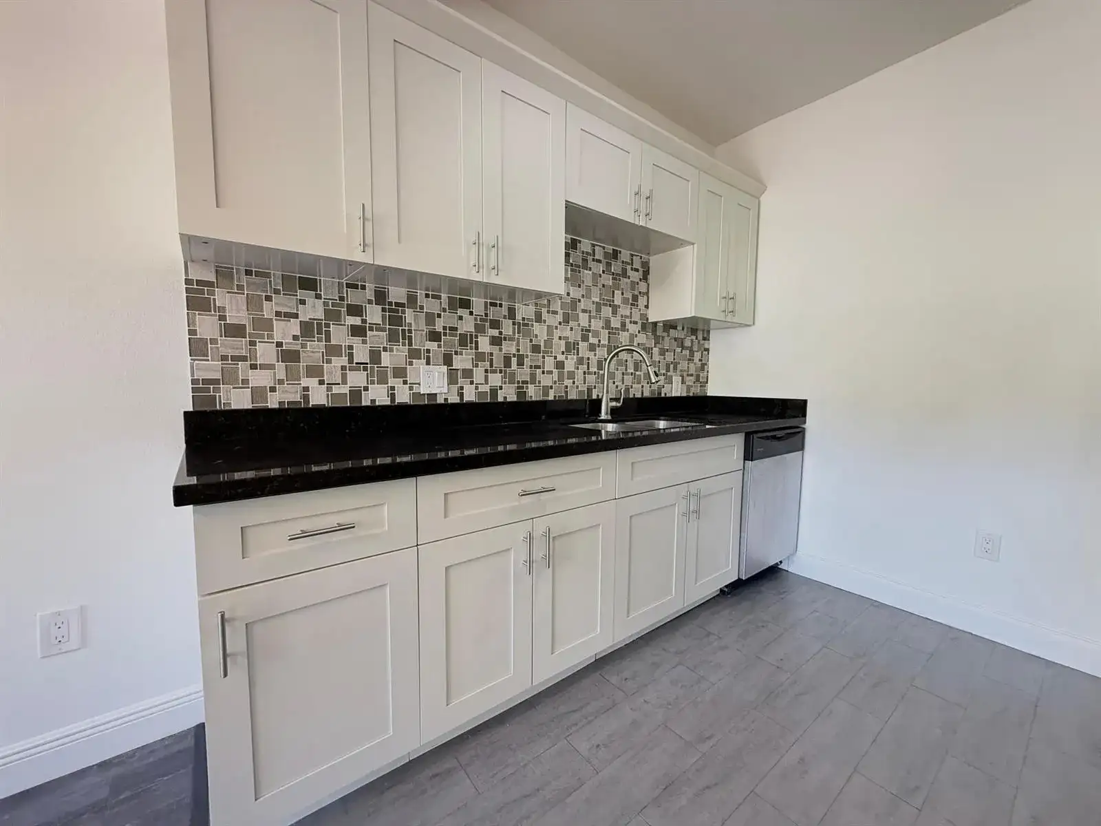 815 Upland Road # 7, West Palm Beach FL 33401 photo 5