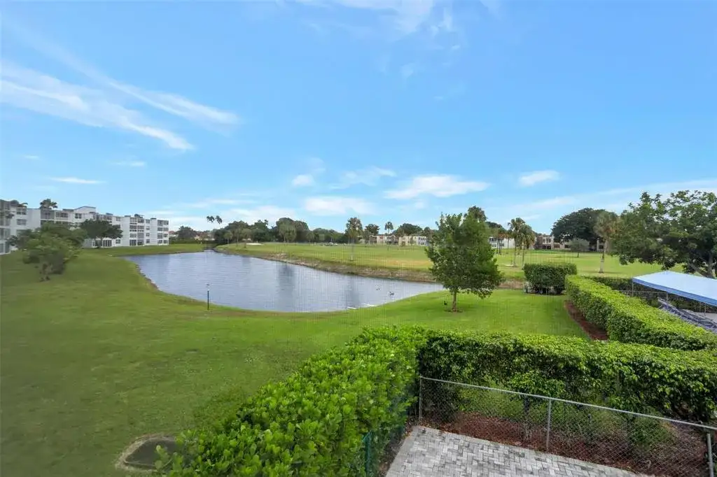 7624 NW 18TH Street # 407, Margate FL 33063 photo 4