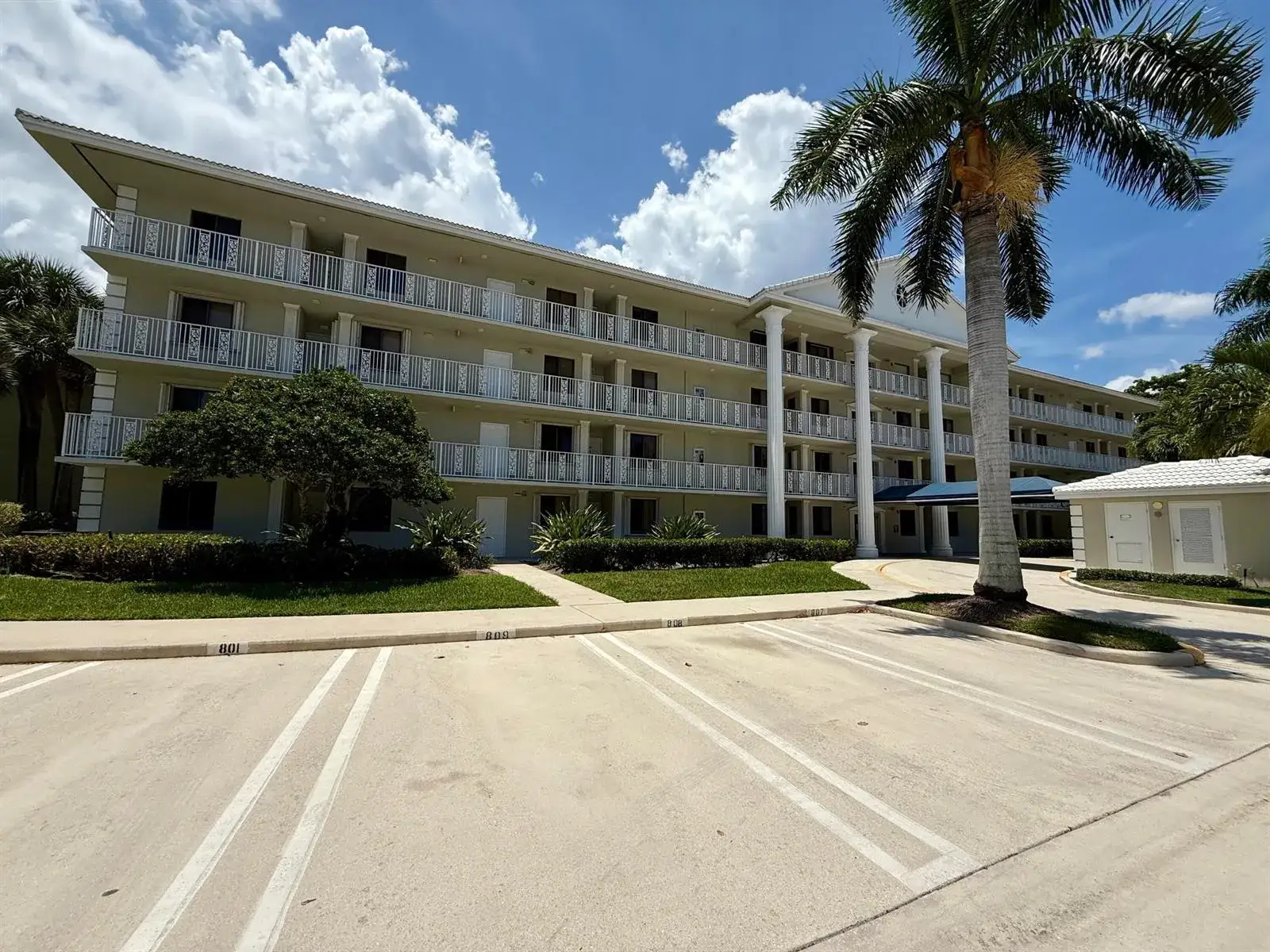2621 Village Boulevard # 206, West Palm Beach FL 33409
