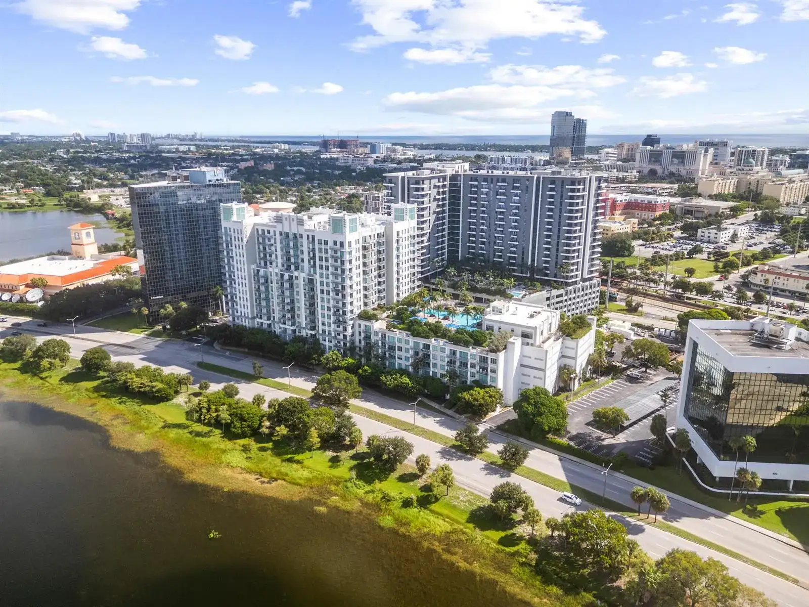 300 S Australian Avenue Unit 425, West Palm Beach FL 33401 photo 2