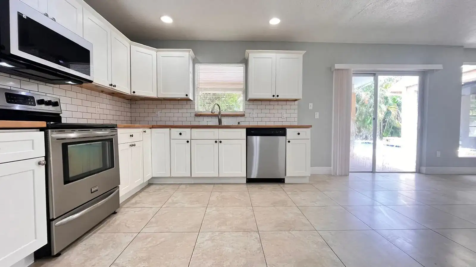 11535 Sanderling Drive, Wellington FL 33414 photo 2