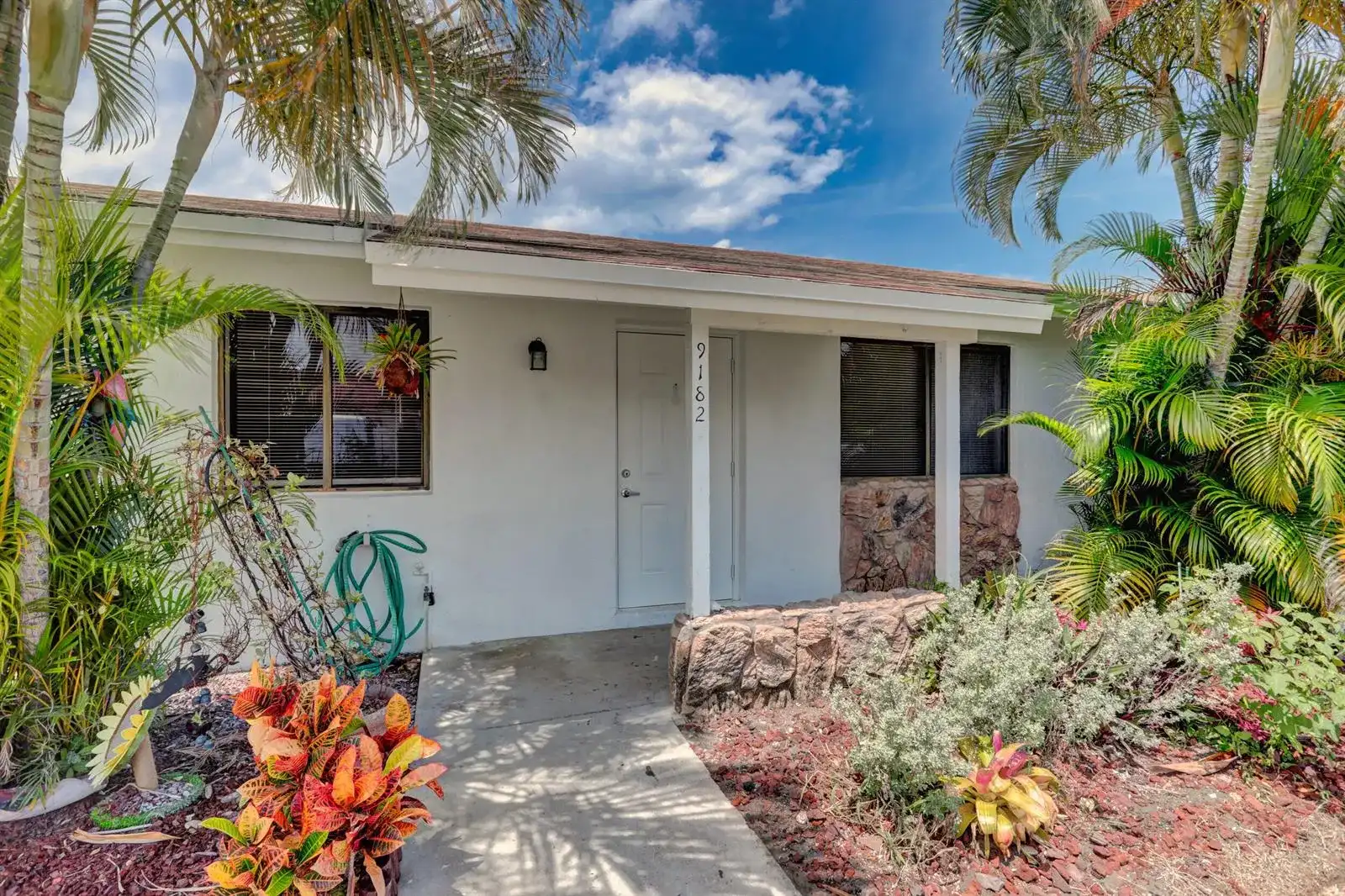 9184 Roan Lane, West Palm Beach FL 33403