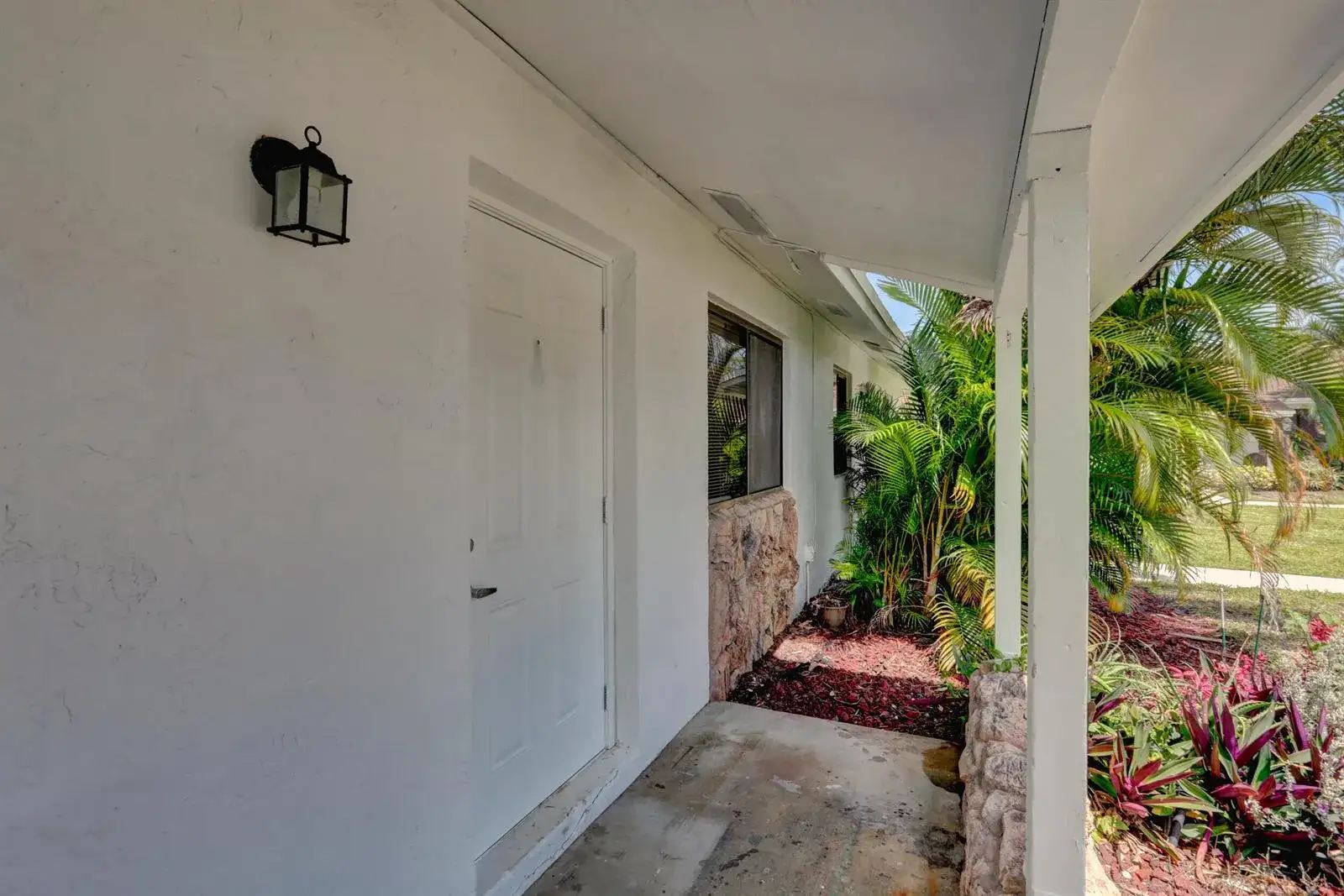 9184 Roan Lane, West Palm Beach FL 33403 photo 2