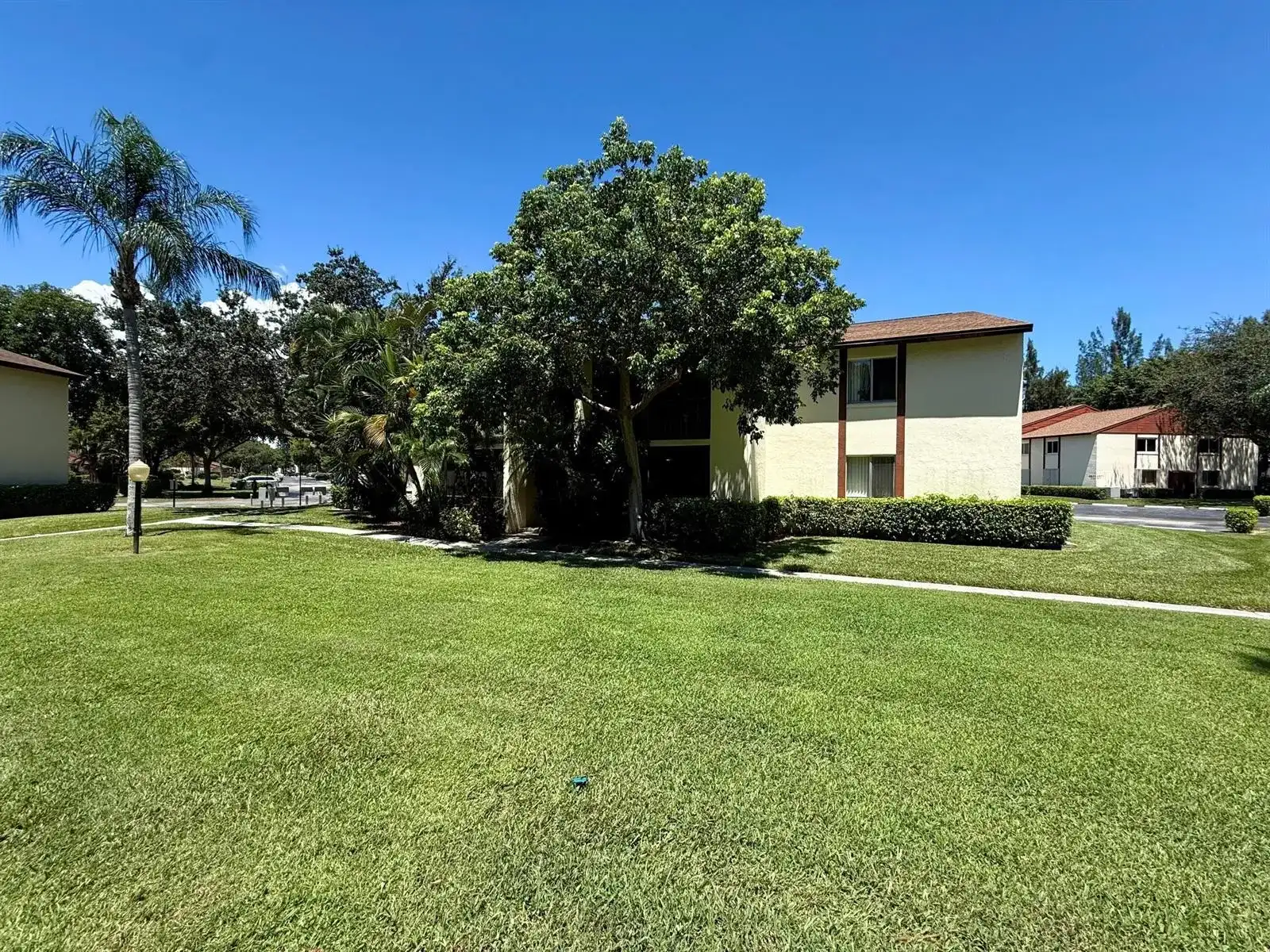 4891 Sable Pine Circle # B1, West Palm Beach FL 33417