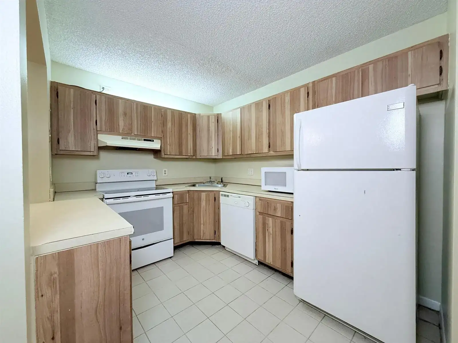 4891 Sable Pine Circle # B1, West Palm Beach FL 33417 photo 2