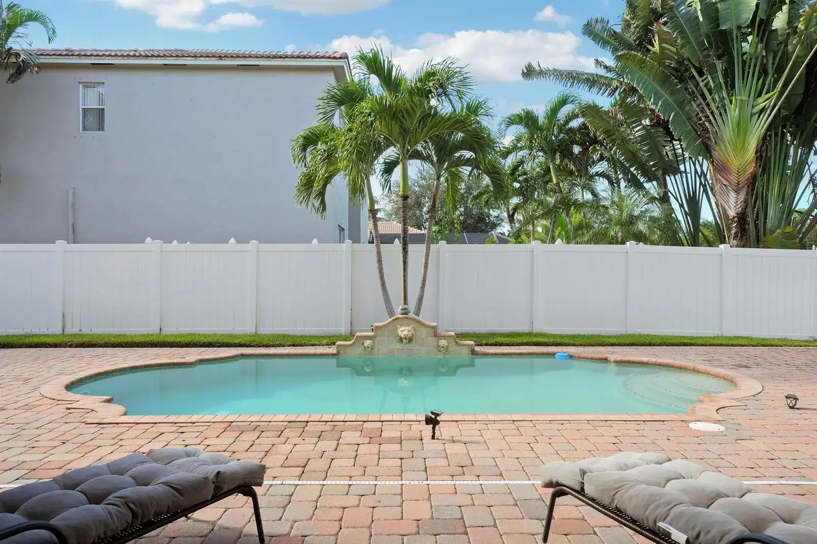 8608 PALISADES LAKE Drive, West Palm Beach FL 33411 photo 4
