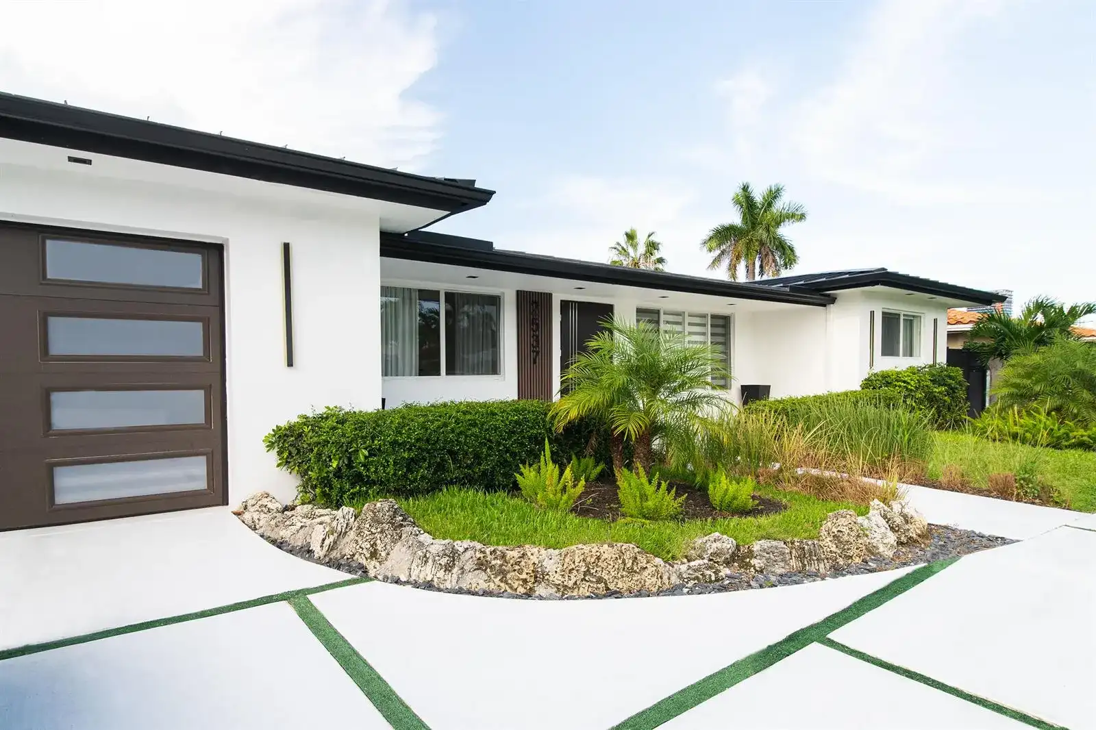 2537 SE 10TH Court, Pompano Beach FL 33062