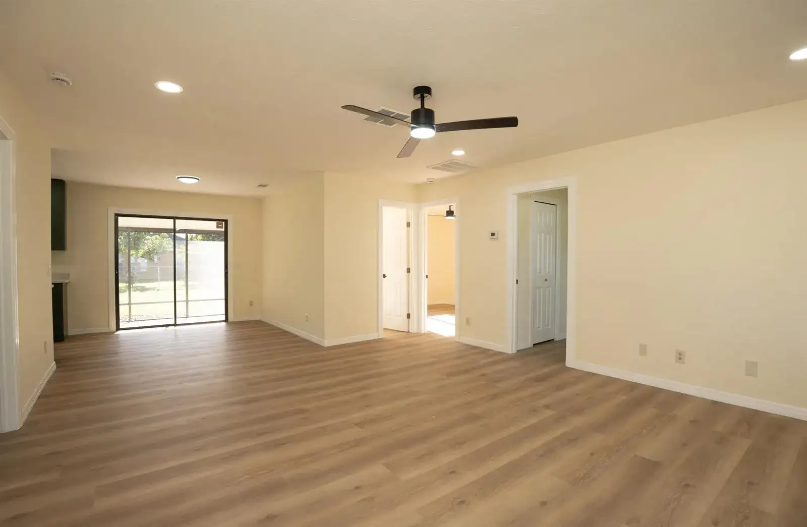 661 SW CYNTHIA Street, Port St. Lucie FL 34983 photo 4