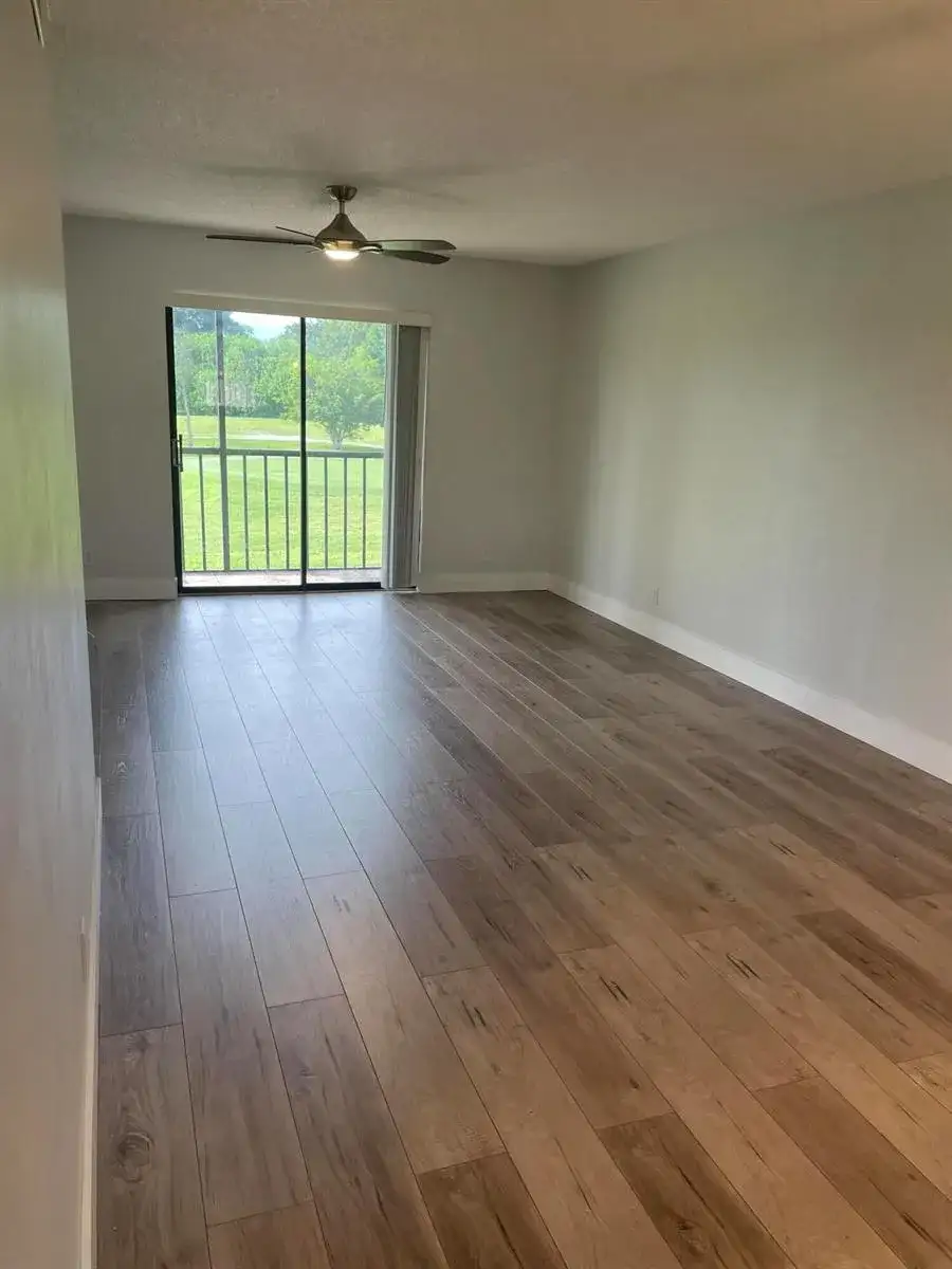 7101 GOLF COLONY Court # 201, Lake Worth FL 33467 photo 3