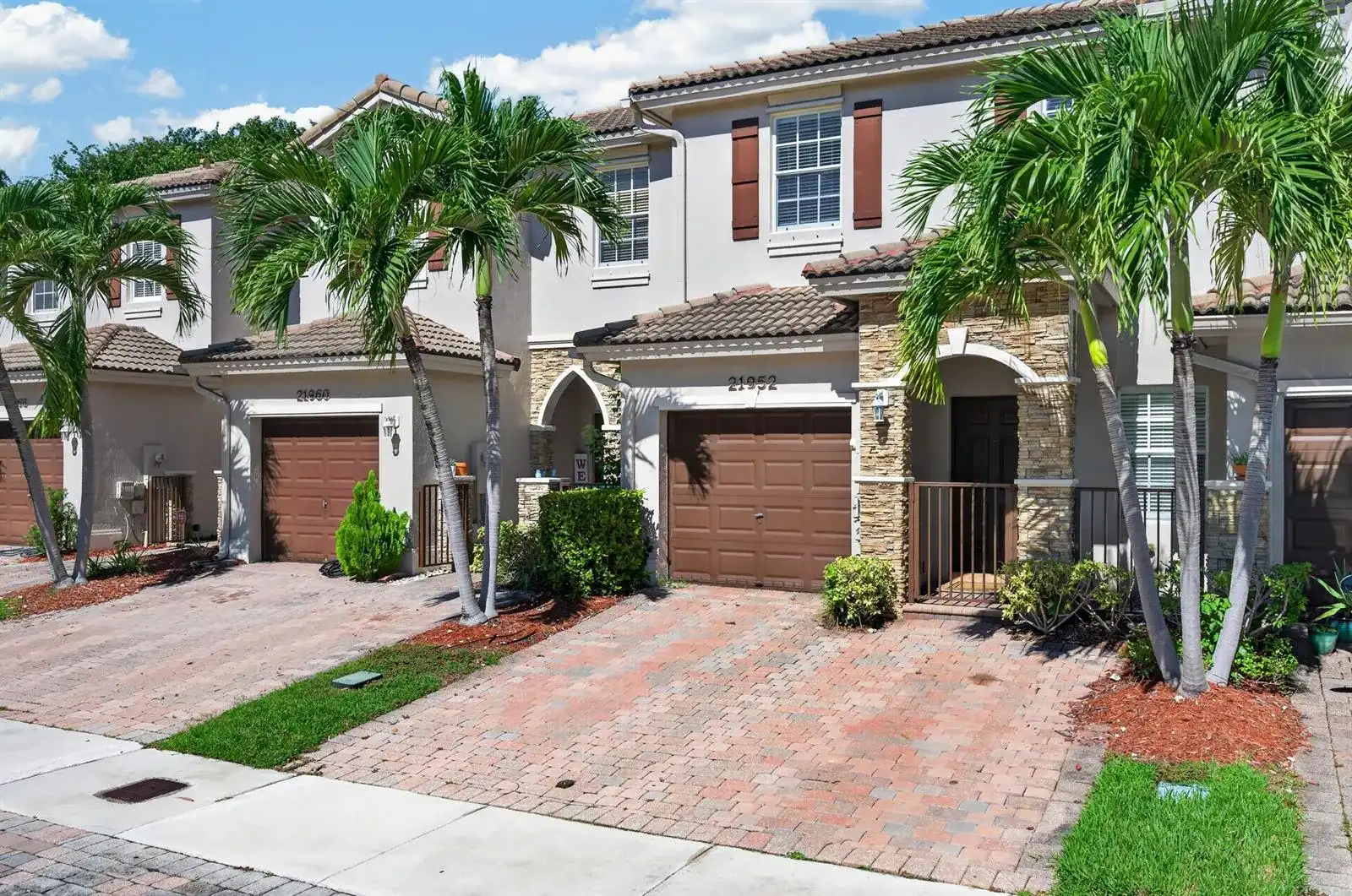 21952 SW 93RD Place # 21952, Cutler Bay FL 33190