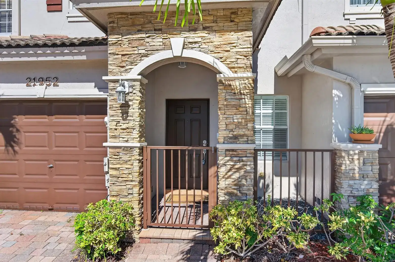 21952 SW 93RD Place # 21952, Cutler Bay FL 33190 photo 2