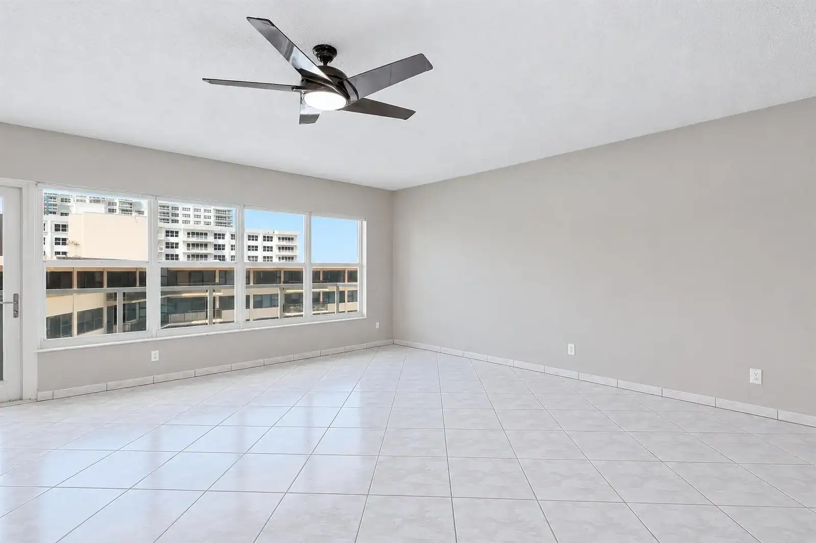 3750 Galt Ocean Drive Unit 1710, Fort Lauderdale FL 33308 photo 4