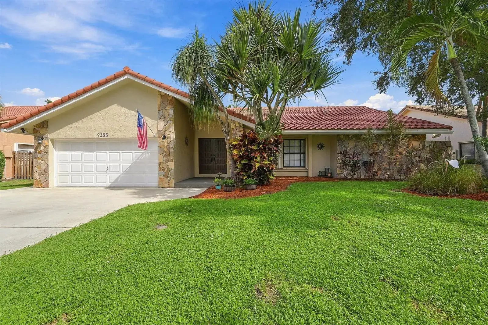 9255 NW 18TH Street, Plantation FL 33322