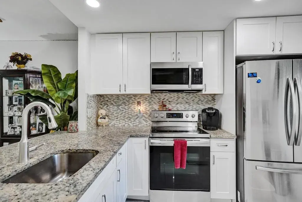 3060 HOLIDAY SPRINGS Boulevard # 106, Margate FL 33063