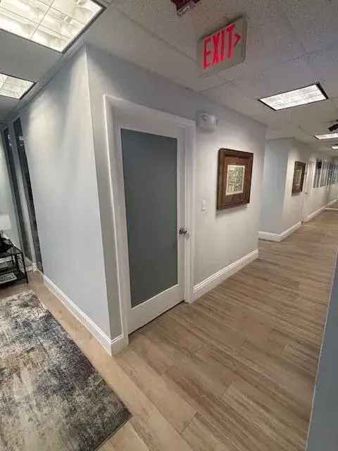 275 E Commercial Boulevard, Lauderdale By The Sea FL 33308