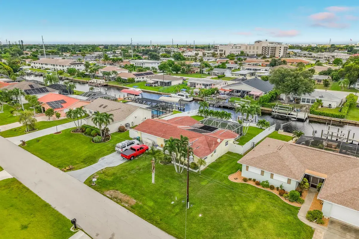 4835 TRITON Court W, Cape Coral FL 33904