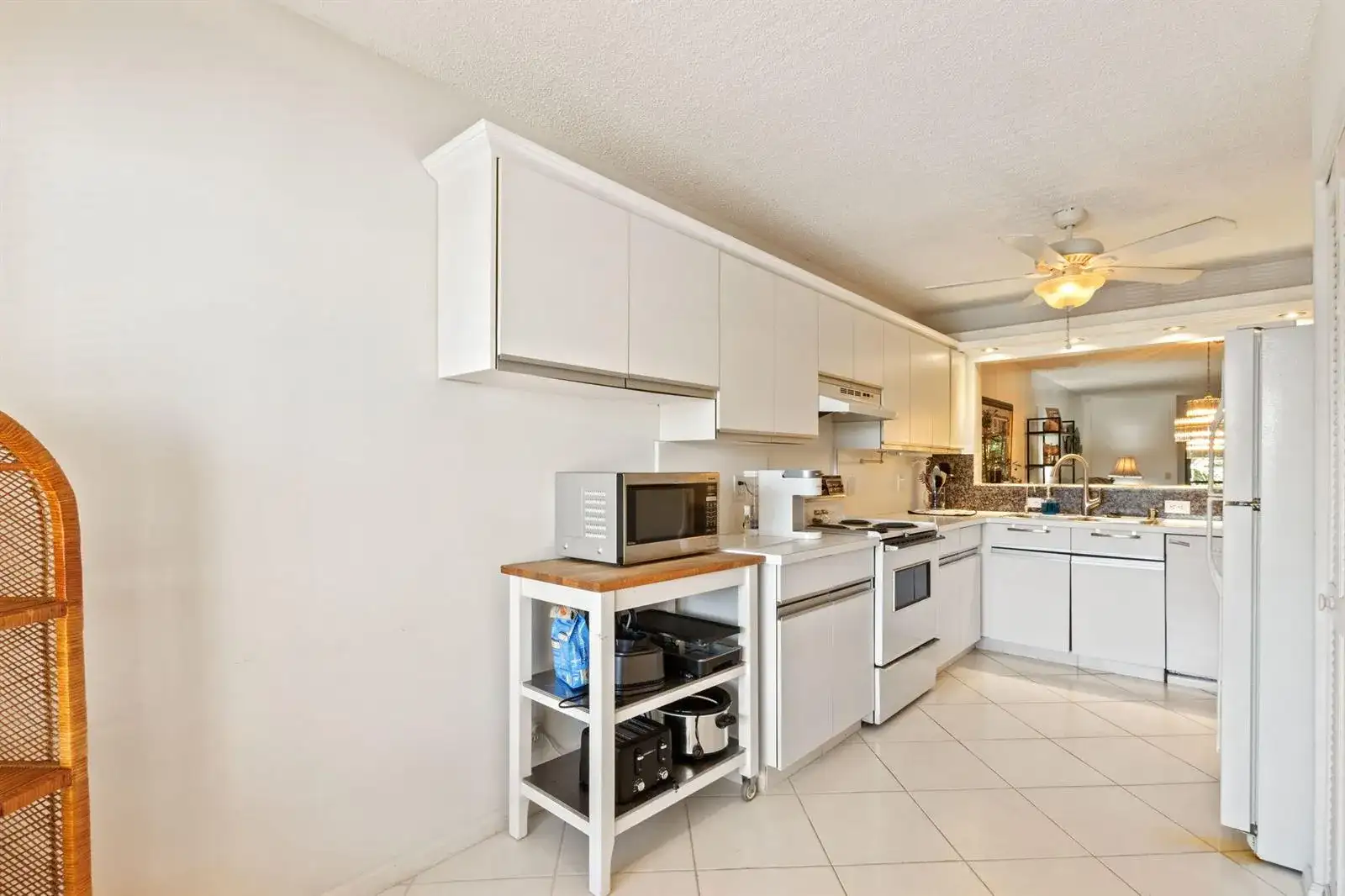 5380 CEDAR LAKE Drive # 303, Boynton Beach FL 33437 photo 5