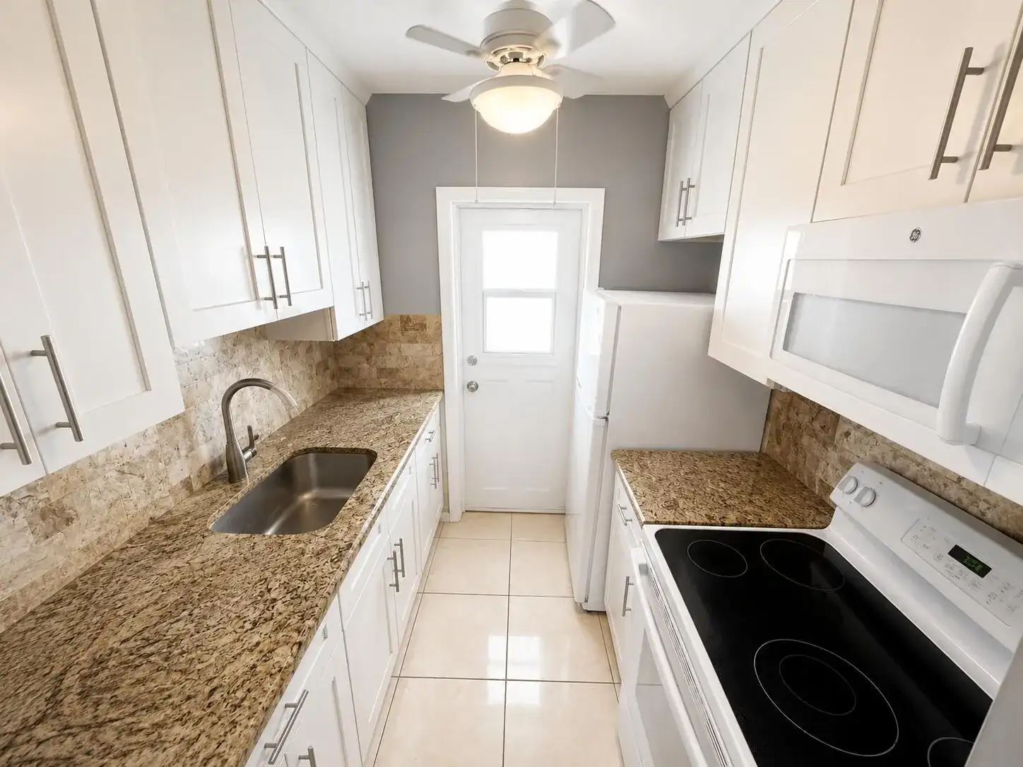 1114 LAKE Terrace # 203, Boynton Beach FL 33426 photo 4